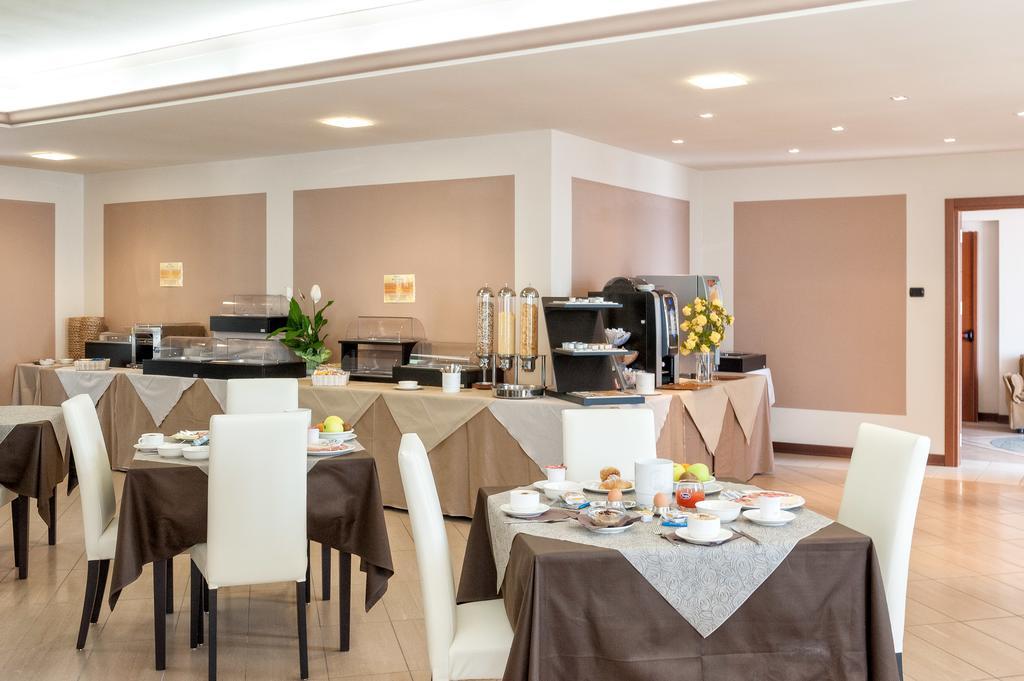 Hotel Bellavista Tignale Zewnętrze zdjęcie
