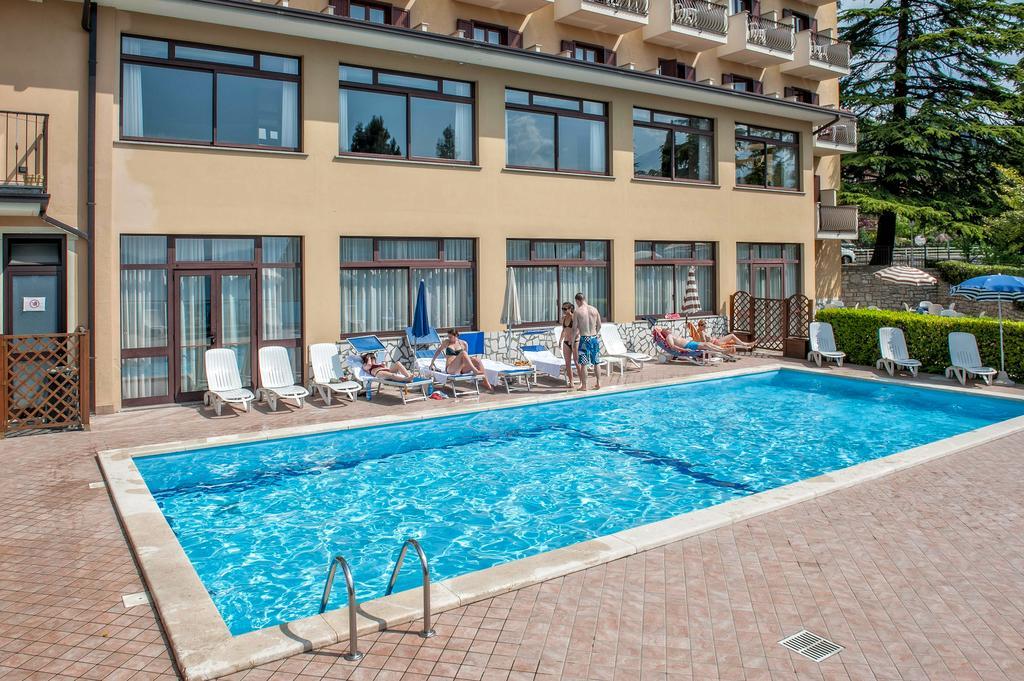 Hotel Bellavista Tignale Zewnętrze zdjęcie